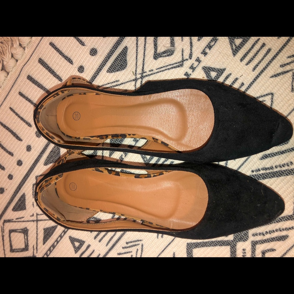 Black and Cheetah Flats